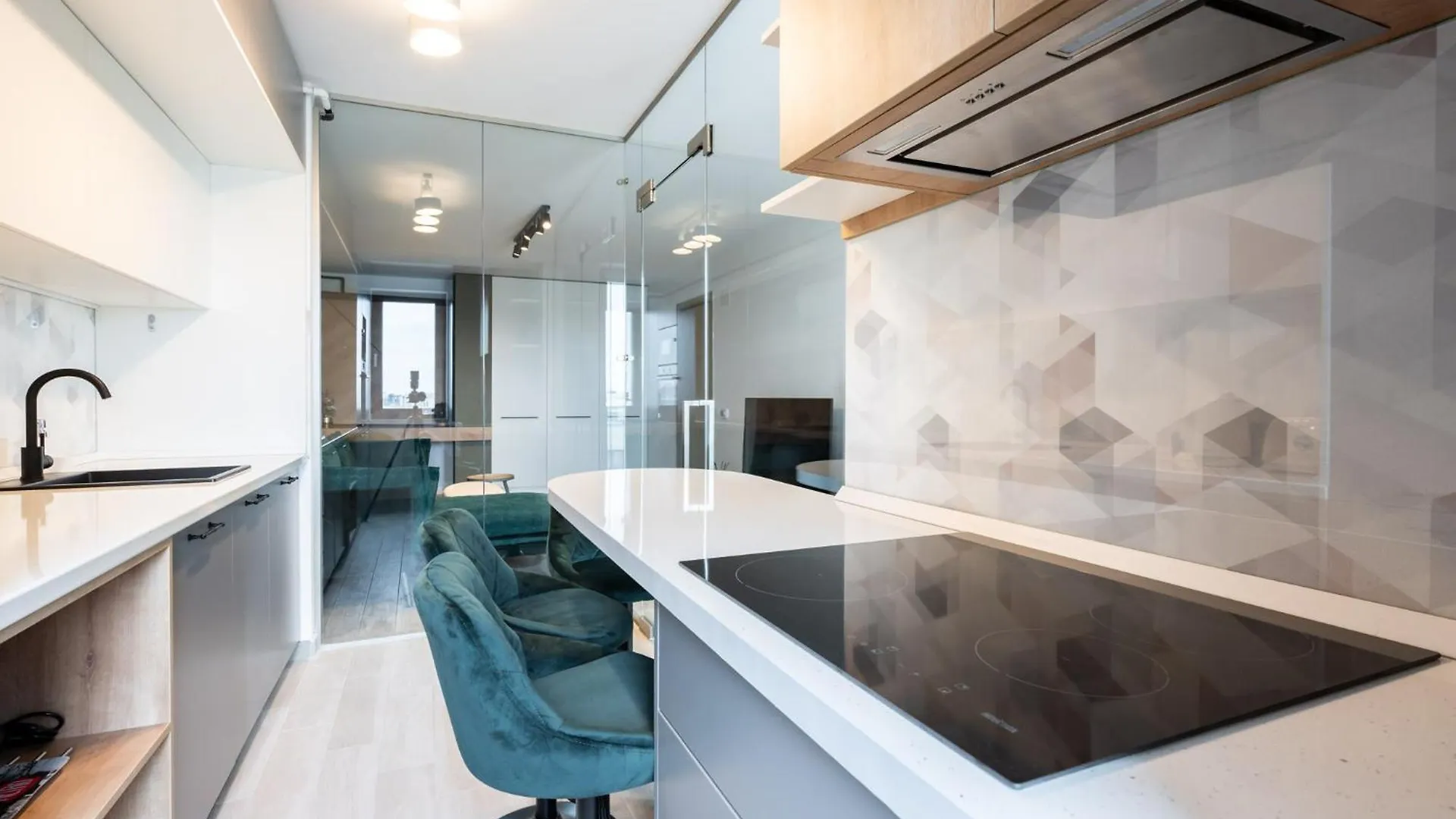 Apartment Classy Sassy - Elegant Escape In Timpuri Noi Bucharest Romania